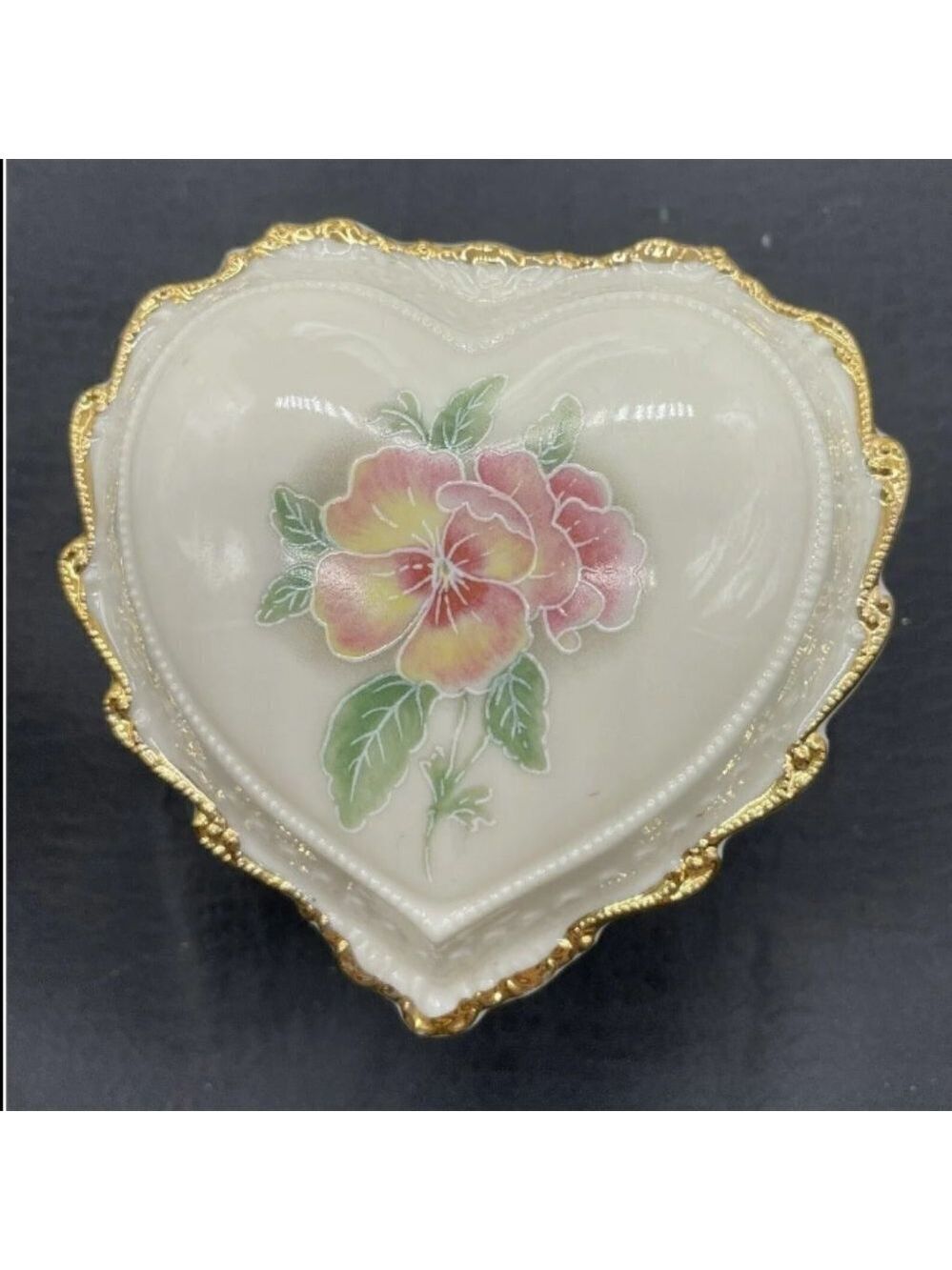 Heritage House "Celebration of Love" Porcelain Heart Shaped Music Trinket Box
